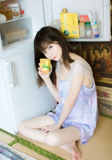 男生和女生打扑克免费