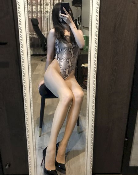 翁虹电影