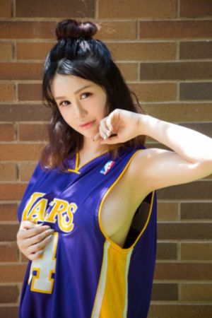 忧郁的少女
